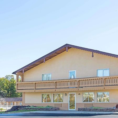 Super 8 By Wyndham Joppa Hotel Exterior foto